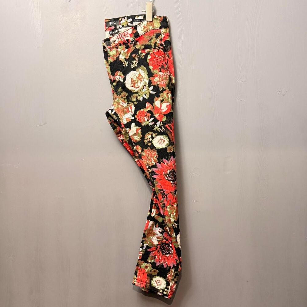 BDG Black Red Floral Skinny Jeans 30x29 Mid Rise Stretch Cotton Twig Pant